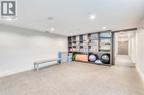 638 14 Avenue Sw, Calgary, AB - Indoor