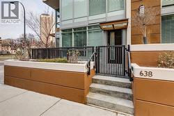 638 14 Avenue SW  Calgary, AB T2R 0M8
