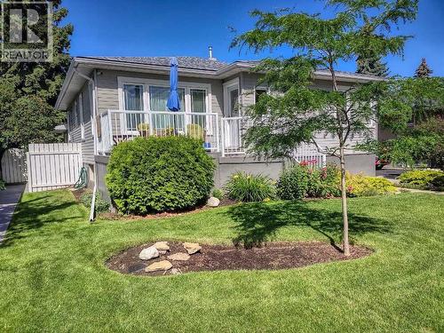 1317 9 Street Nw, Calgary, AB - Outdoor