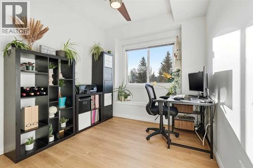 203, 11170 30 Street Sw, Calgary, AB - Indoor Photo Showing Office