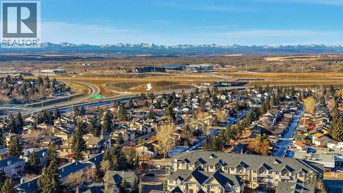 203, 11170 30 Street Sw, Calgary, AB - Outdoor With View