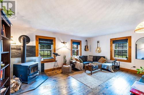 2929 Cornish Hollow Road, Hamilton Township, ON - Indoor Photo Showing Living Room With Fireplace