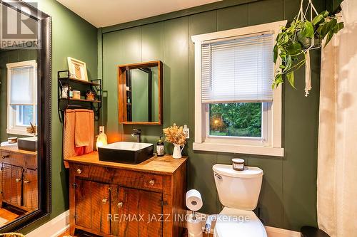 2929 Cornish Hollow Road, Hamilton Township, ON - Indoor Photo Showing Bathroom