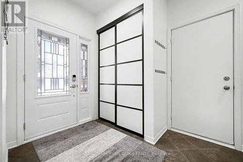 2112 Sandy Oaks Drive, Ottawa, ON - Indoor Photo Showing Other Room