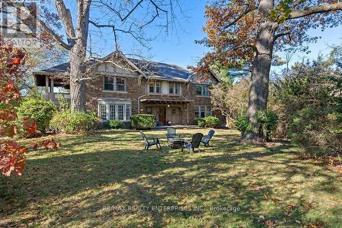 1520 Pinetree Crescent, Mississauga, ON - Outdoor