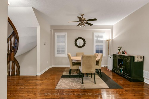 68 Grandlea Crescent, Markham, ON - Indoor Photo Showing Other Room