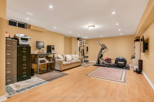 68 Grandlea Crescent, Markham, ON - Indoor Photo Showing Gym Room