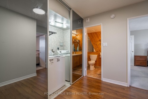1218-500 Green Road, Hamilton, ON - Indoor Photo Showing Laundry Room