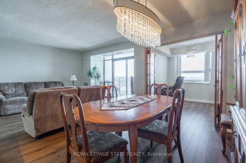 1218-500 Green Road, Hamilton, ON - Indoor Photo Showing Dining Room