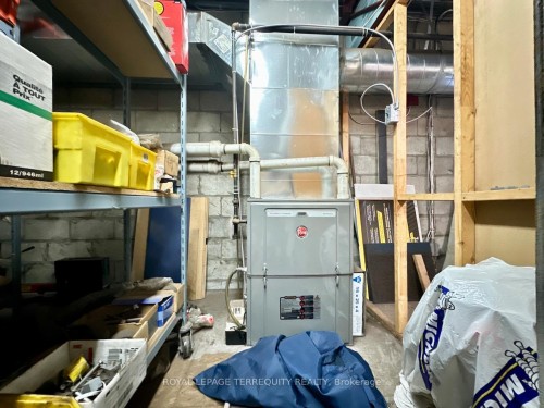 1-518 Centennial Road N, Toronto, ON 