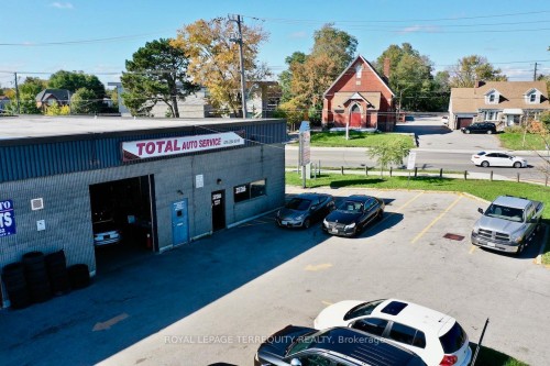 1-518 Centennial Road N, Toronto, ON 