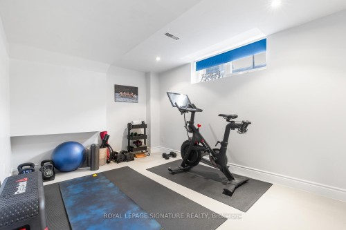 1469 Hillgrove Road, Mississauga, ON - Indoor Photo Showing Gym Room