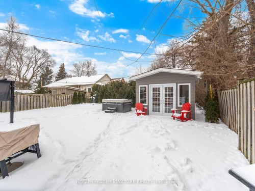 205 Prince Edward Drive S, Toronto, ON - Outdoor