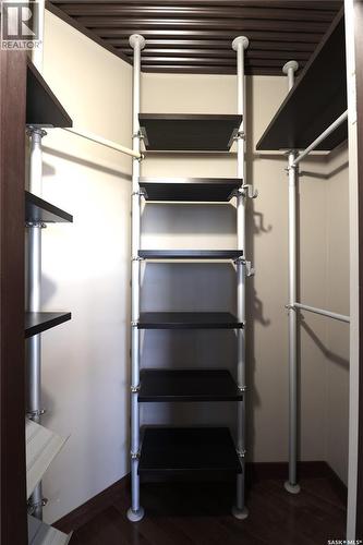 302 1275 Broad Street, Regina, SK - Indoor