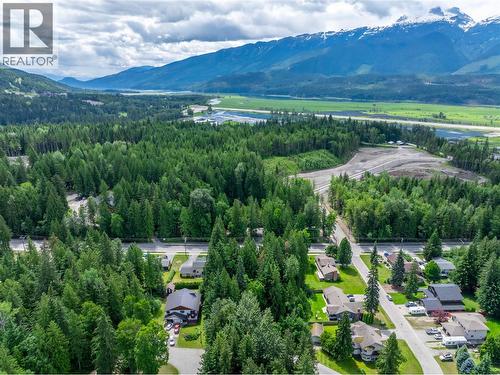 1565 Pratico Road, Revelstoke, BC 