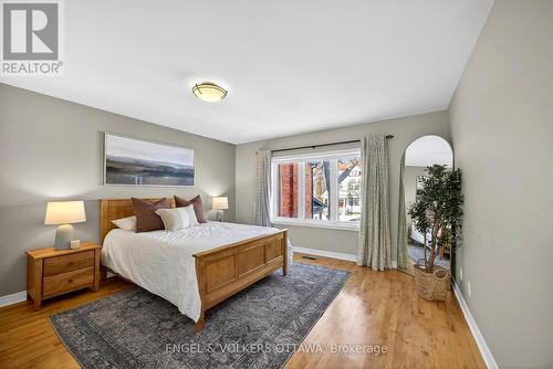 66 Aylmer Avenue, Ottawa, ON - Indoor Photo Showing Bedroom