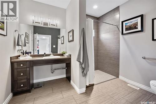 210 Clubhouse Boulevard, Warman, SK - Indoor Photo Showing Bathroom