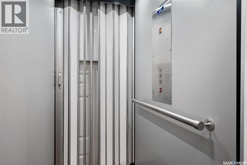 210 Clubhouse Boulevard, Warman, SK - Indoor