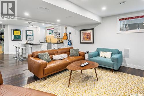 210 Clubhouse Boulevard, Warman, SK - Indoor Photo Showing Living Room