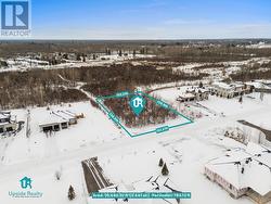 671 BALLYCASTLE CRESCENT  Ottawa, ON K1X 0A3