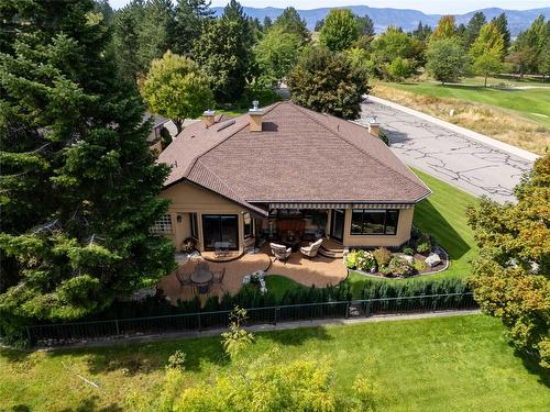 3992 Gallaghers Parkway, Kelowna, BC - Outdoor