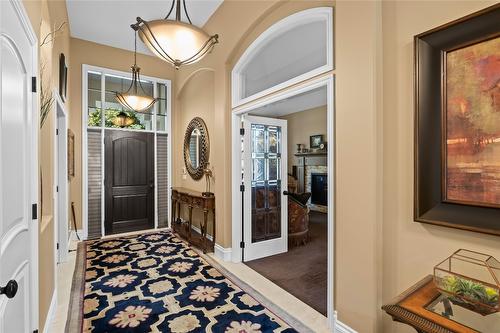 3992 Gallaghers Parkway, Kelowna, BC - Indoor Photo Showing Other Room