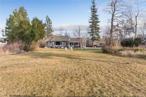 4158 Lakeshore Road, Kelowna, BC - Outdoor