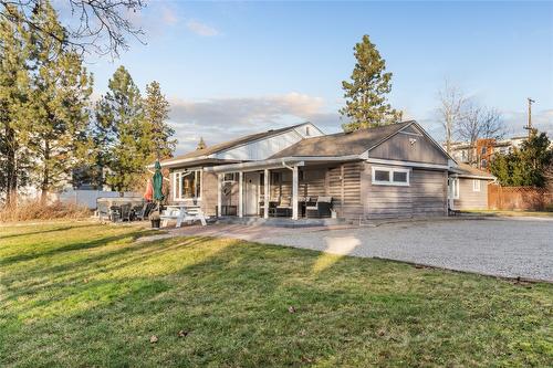 4158 Lakeshore Road, Kelowna, BC - Outdoor