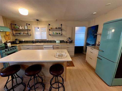 203 7Th Avenue, Nakusp, BC - Indoor