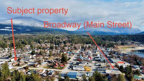 203 7Th Avenue, Nakusp, BC - Outdoor With View