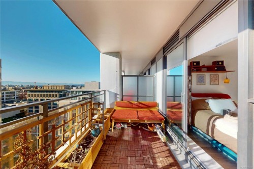 1108-777 Herald St, Victoria, BC -  With Exterior