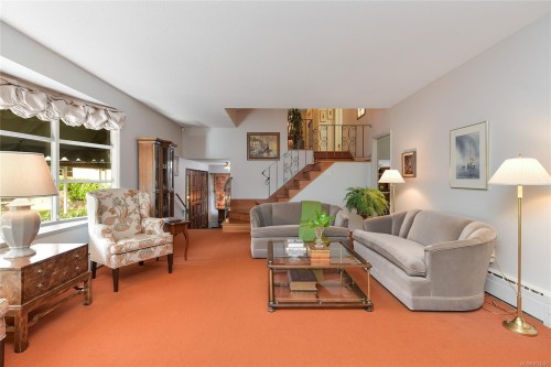 4911 Sea Ridge Dr, Saanich, BC 