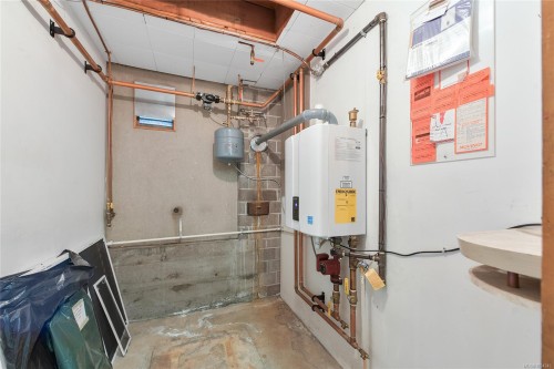 4911 Sea Ridge Dr, Saanich, BC 