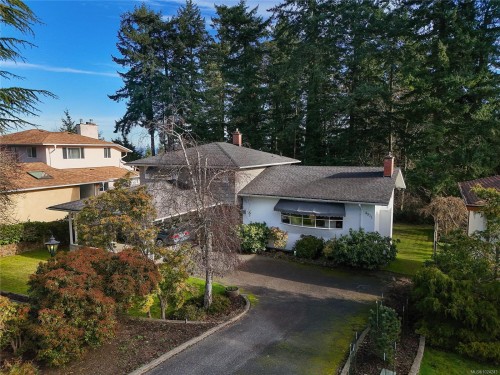 4911 Sea Ridge Dr, Saanich, BC 
