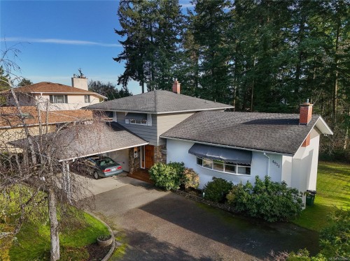 4911 Sea Ridge Dr, Saanich, BC 