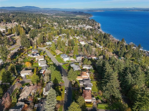 4911 Sea Ridge Dr, Saanich, BC 