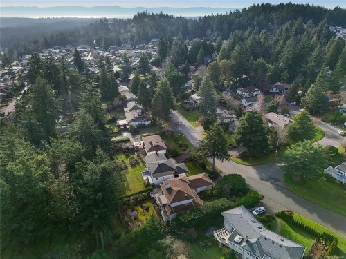 4911 Sea Ridge Dr, Saanich, BC 