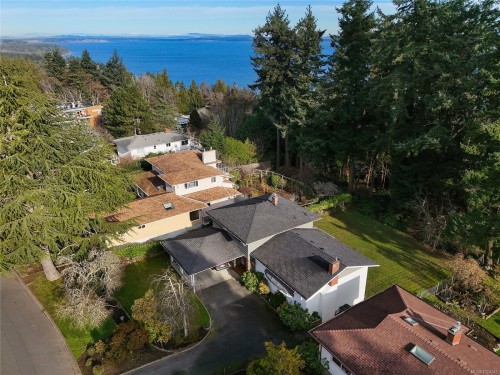 4911 Sea Ridge Dr, Saanich, BC 