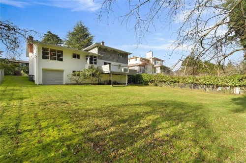 4911 Sea Ridge Dr, Saanich, BC 