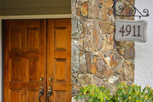 4911 Sea Ridge Dr, Saanich, BC 