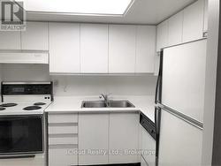 1407 - 2466 EGLINTON AVENUE E  Toronto, ON M1K 5J8