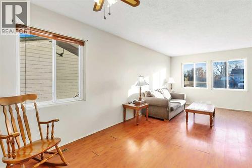 48 Halladay Avenue, Red Deer, AB - Indoor Photo Showing Other Room