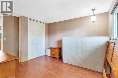 48 Halladay Avenue, Red Deer, AB - Indoor Photo Showing Other Room