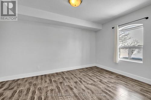 303 - 34 Brock Street, Woodstock (Woodstock - South), ON - Indoor Photo Showing Other Room
