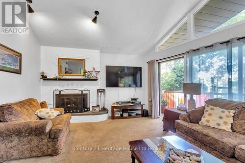 841 2Nd Concession Road, Norfolk, ON - Indoor Photo Showing Living Room With Fireplace