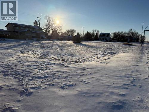 103 7 Avenue E, Bow Island, AB 