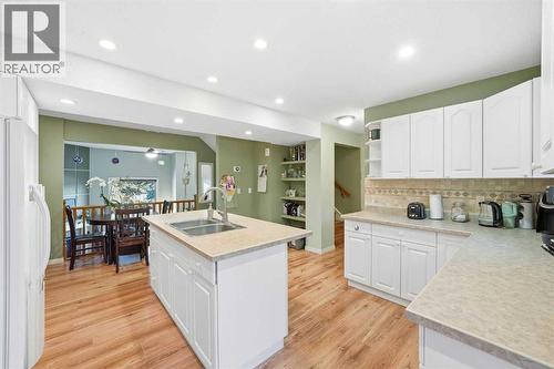 23, 1225 Railway Avenue, Canmore, AB - Indoor Photo Showing Kitchen With Double Sink