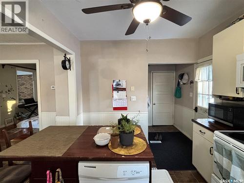 902 9Th Street, Humboldt, SK - Indoor