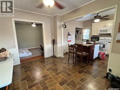 902 9Th Street, Humboldt, SK - Indoor Photo Showing Kitchen