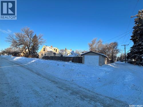 902 9Th Street, Humboldt, SK - Outdoor